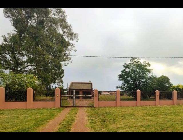 1 BEDROOM HOUSE FOR SALE IN HENLEY ON KLIP